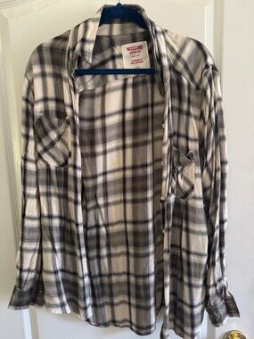 Mossimo Cream, Olive Green, Black Plaid Button-Up Shirt